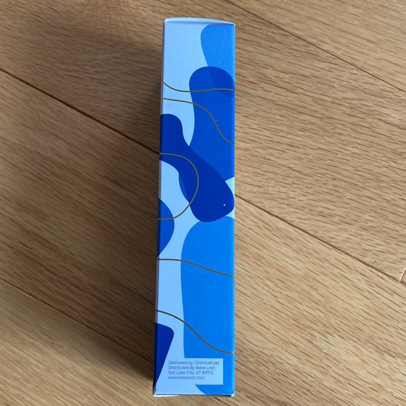 Babe Lash Red Glass Plumping Lip Jelly - Picture 4 of 5